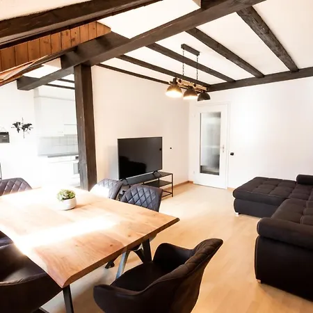 Armotti Lorraine * 伯尔尼