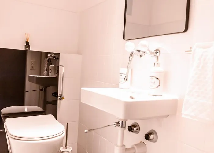 Armotti Lorraine * Berno